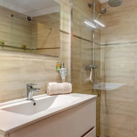 Stunning Penthouse In The Centre Of Nerja Apartment Exterior photo